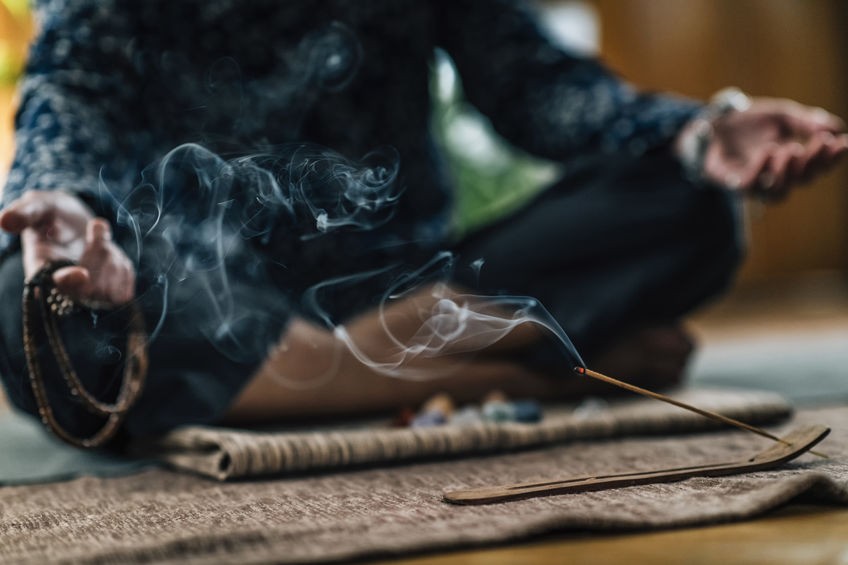 Les cinq sens : une sollicitation excessive La detox des sens : les solutions par le yoga