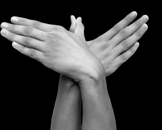 Yoga des doigts  Le Garuda Mudra